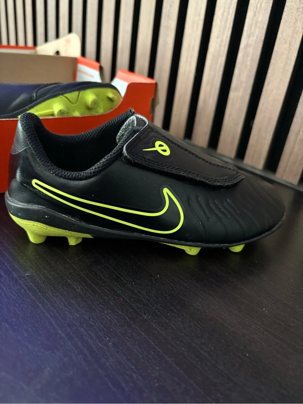 Nike youth cleats 11C